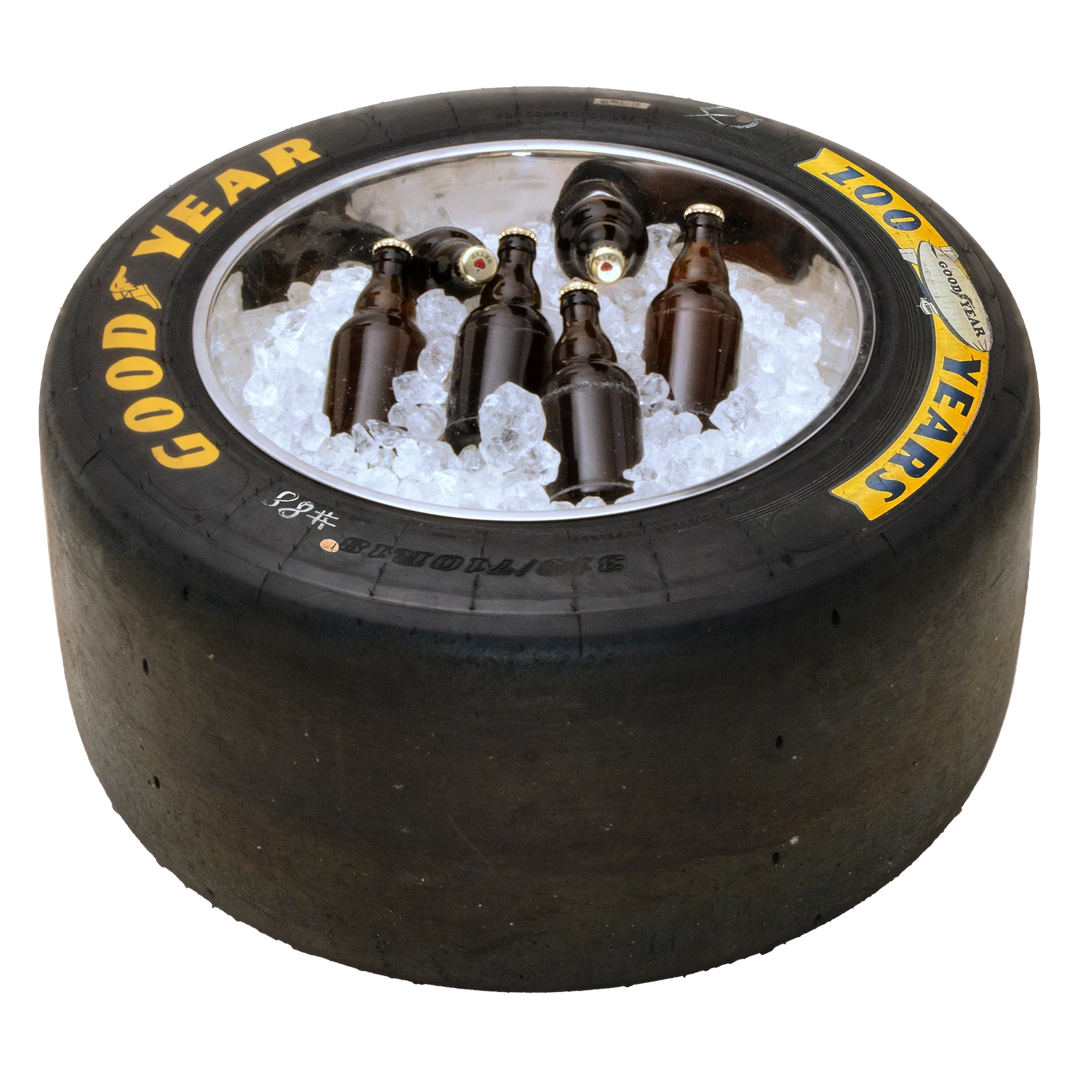 GOODYEAR EAGLE 2-in-1 Reifentisch „WEC SPA 2025“ - Schwarz