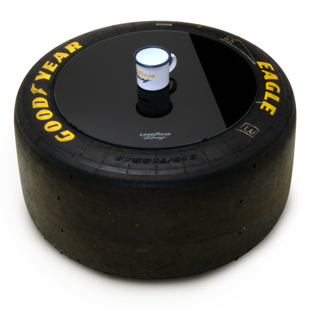 GOODYEAR EAGLE Reifentisch „WEC IMOLA 2025“ - Schwarz