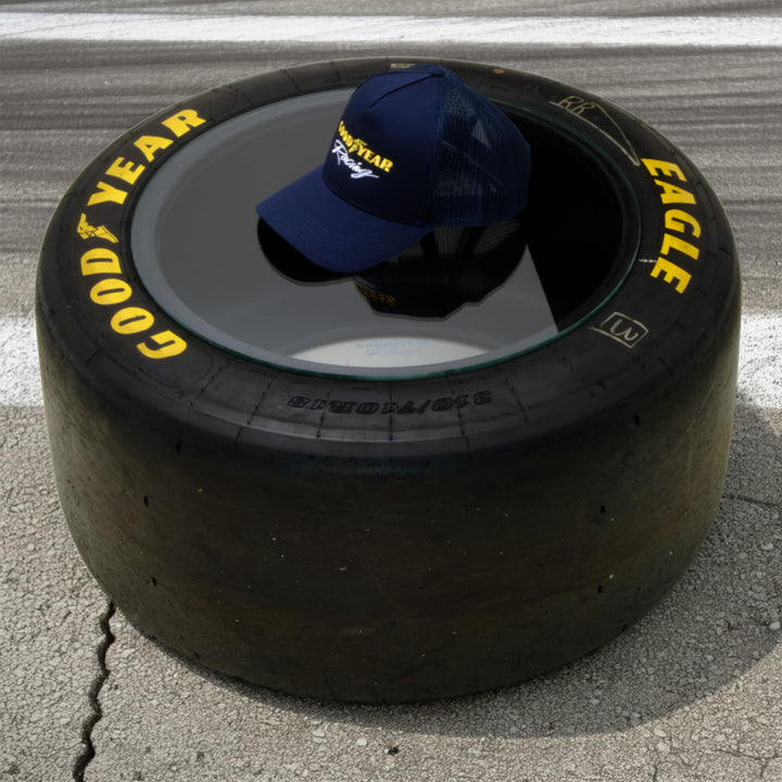 GOODYEAR EAGLE Reifentisch „WEC LE MANS 2025“ - Transparent 