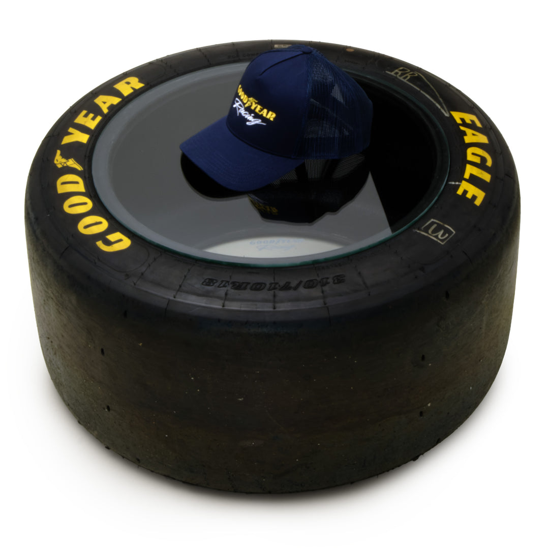 GOODYEAR EAGLE Reifentisch „WEC LE MANS 2025“ - Transparent 